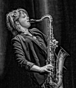 ELODIE CHAPELAND QUARTET / JAZZ FUSION